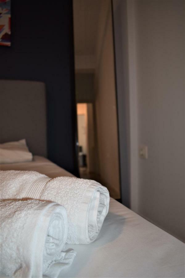 Cozy Apartment In Central Атина Екстериор снимка