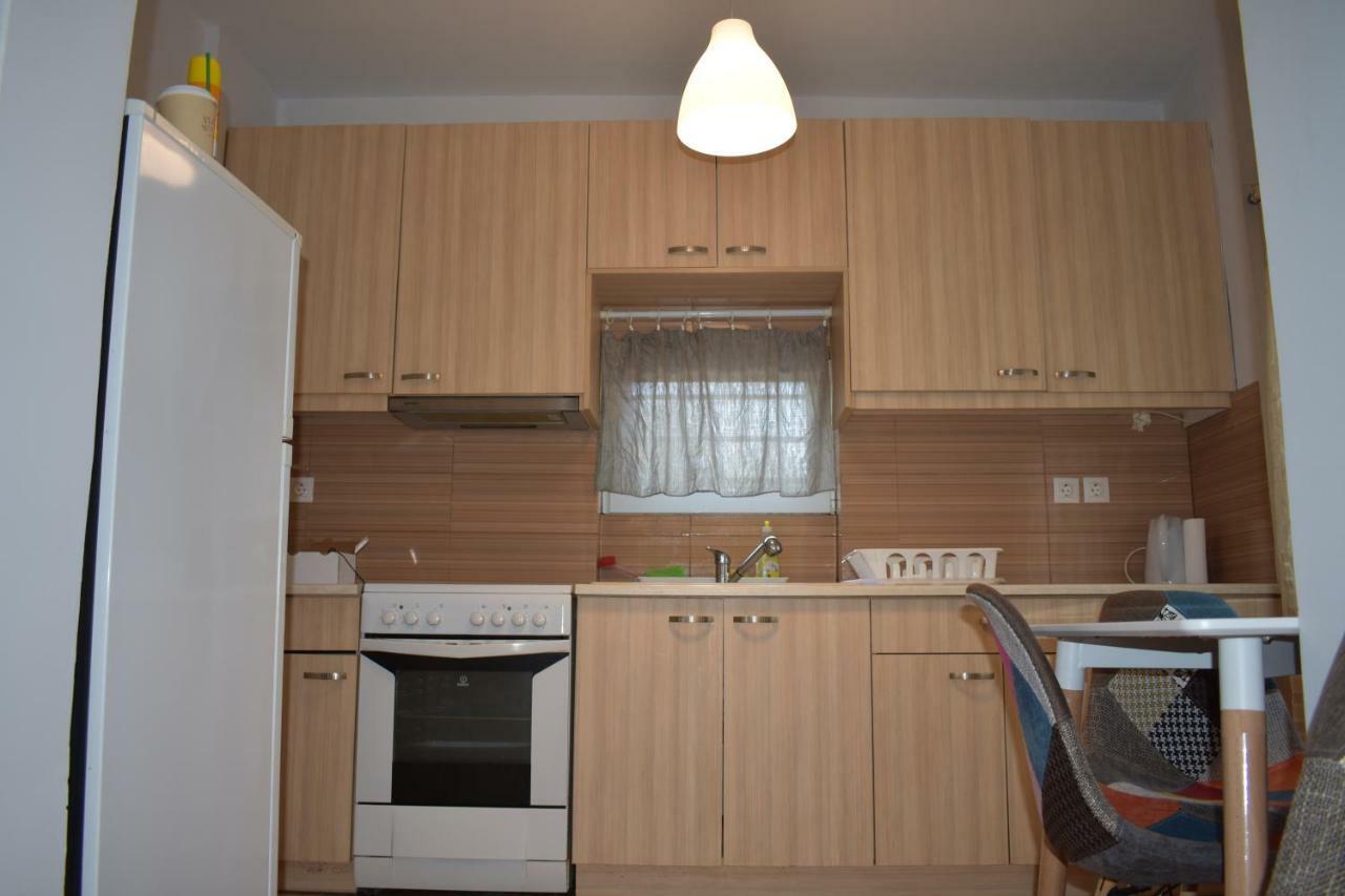 Cozy Apartment In Central Атина Екстериор снимка