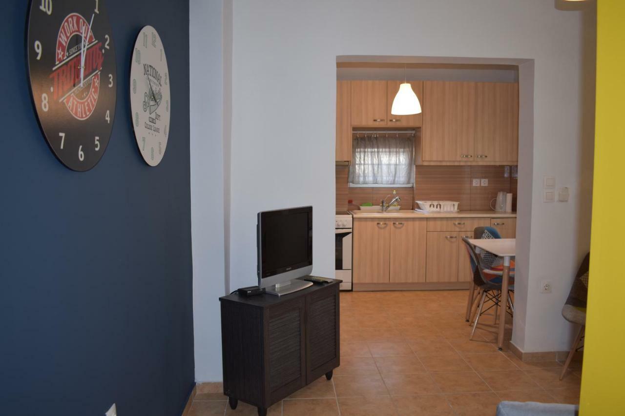 Cozy Apartment In Central Атина Екстериор снимка