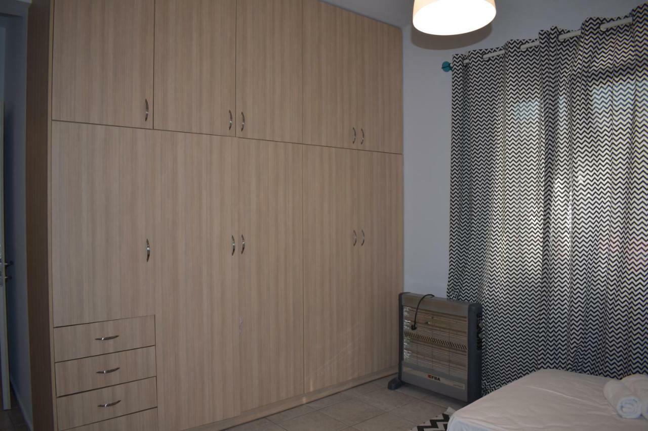 Cozy Apartment In Central Атина Екстериор снимка